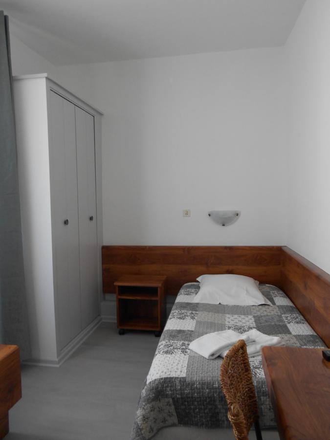 Hotel Du Jura Audincourt ภายนอก รูปภาพ
